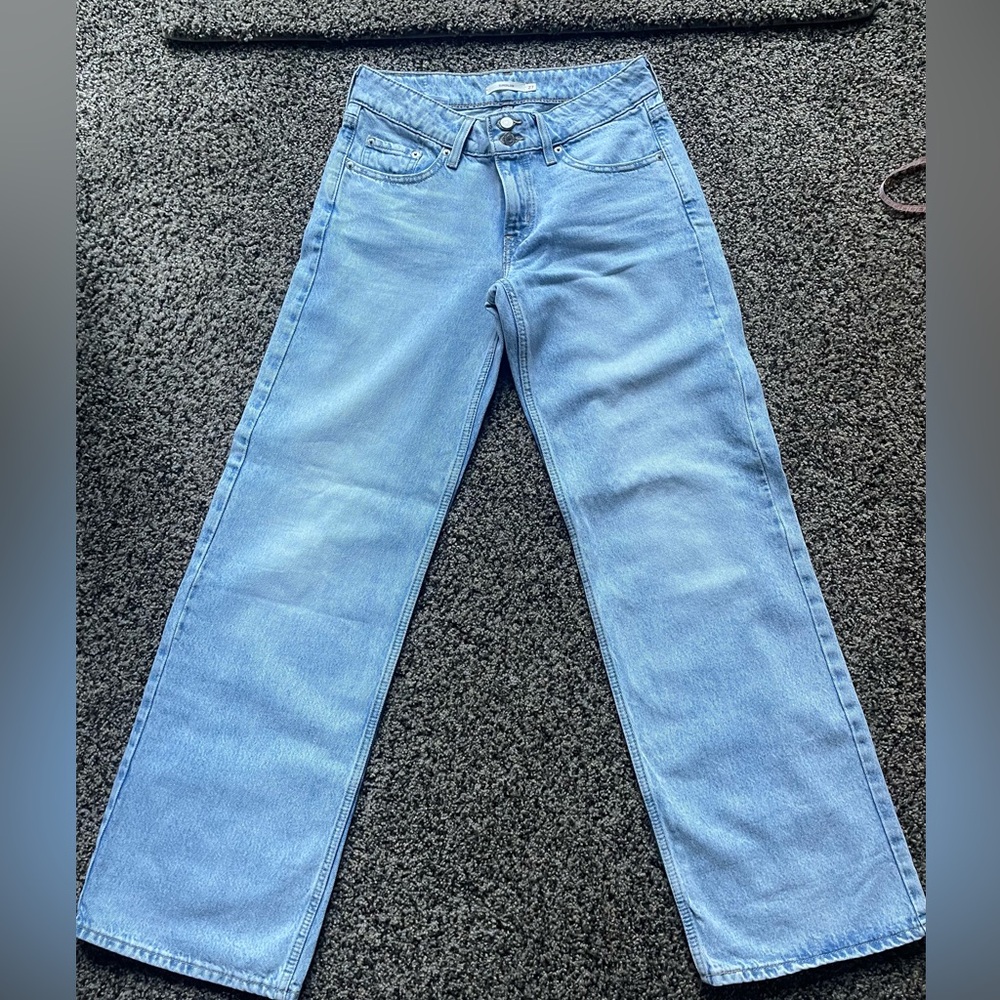 Levi’s women’s Superlow size 27
